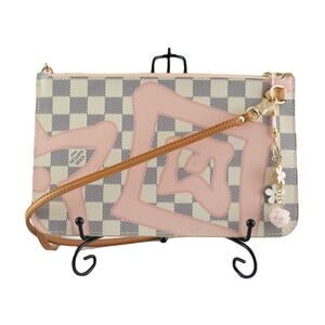 LOUIS VUITTON NF Pouch Tahitienne Crossbody